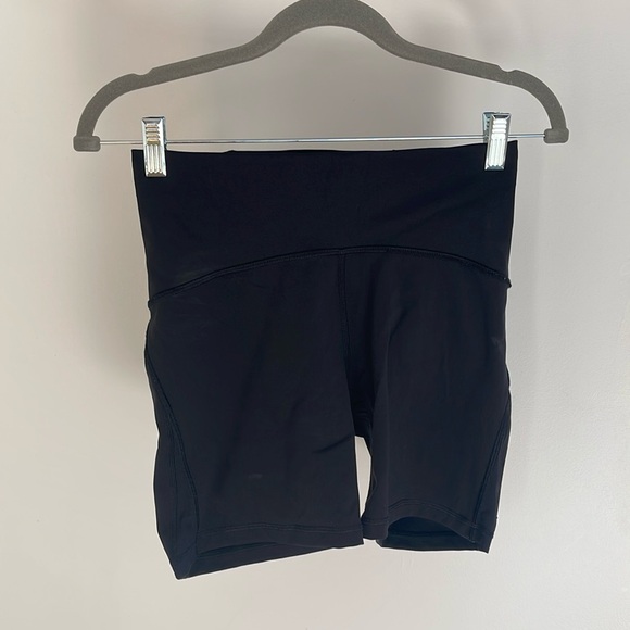 Black Lululemon Shorts - Picture 1 of 2